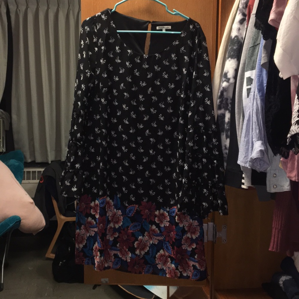 straight nonfitting dress